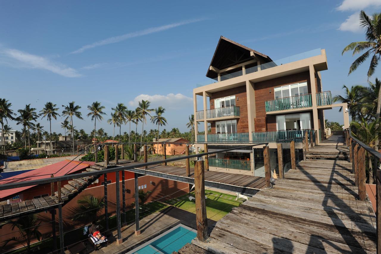Saprin Beach Resort Uswetakeiyawa Zewnętrze zdjęcie