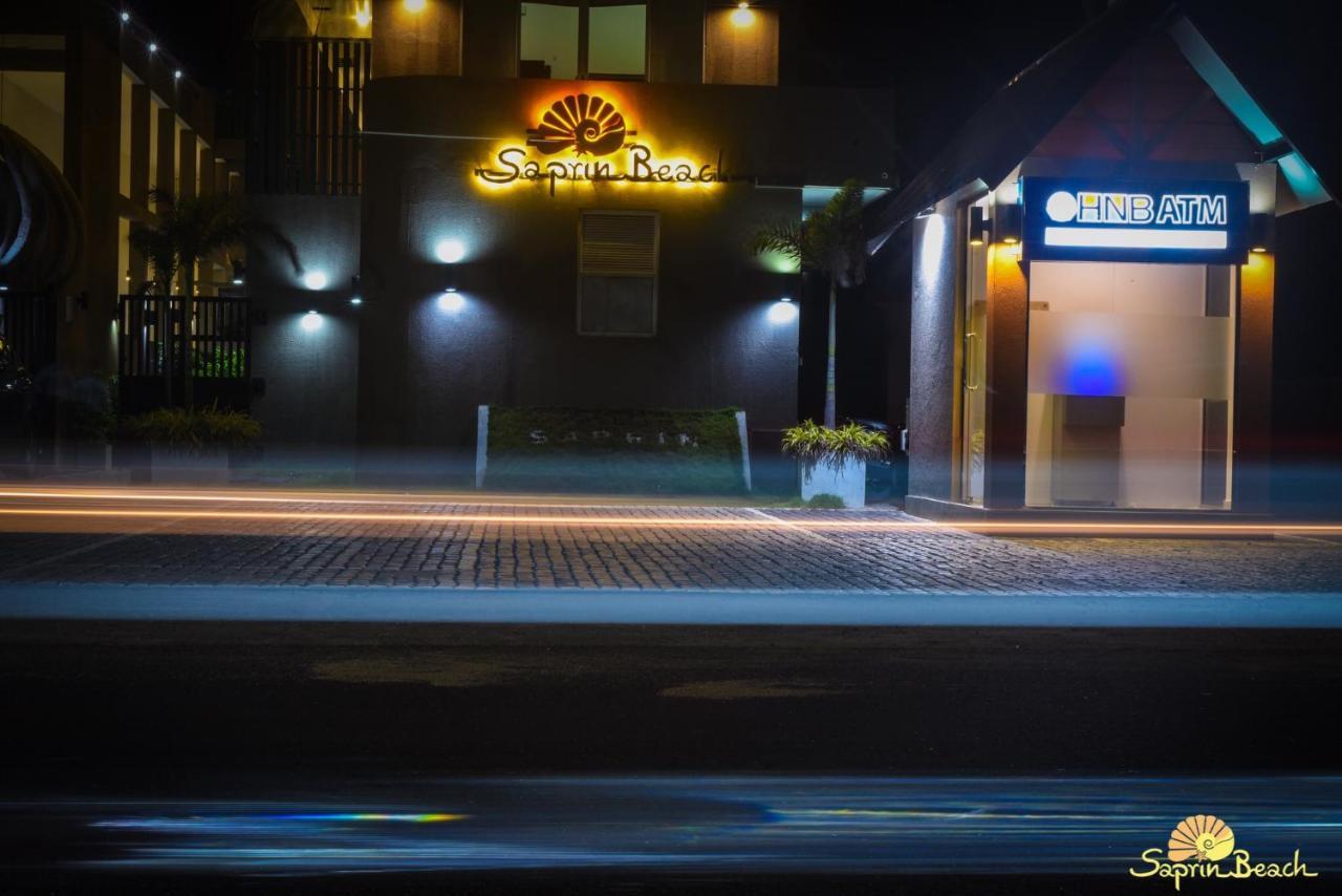 Saprin Beach Resort Uswetakeiyawa Zewnętrze zdjęcie